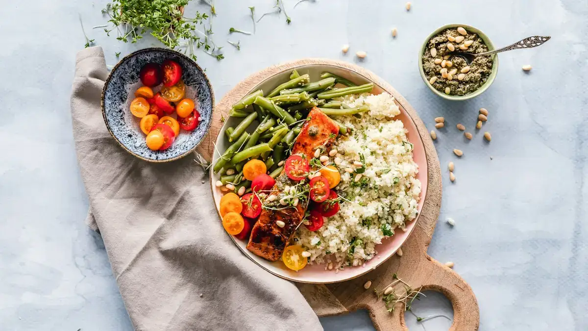 Raw vs Cooked Food Calories: Why Cooking Changes Nutritional Density